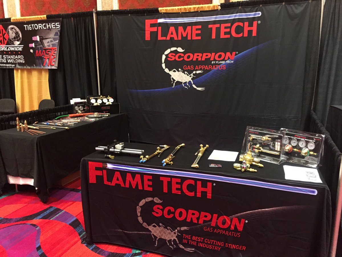 FlameTech_Inc's tweet image. Thanks 2 the AIWD 4 hosting another great convention in Reno this week. Great 2 see old friends &amp;amp; make new ones #AIWD #gawda #flametech