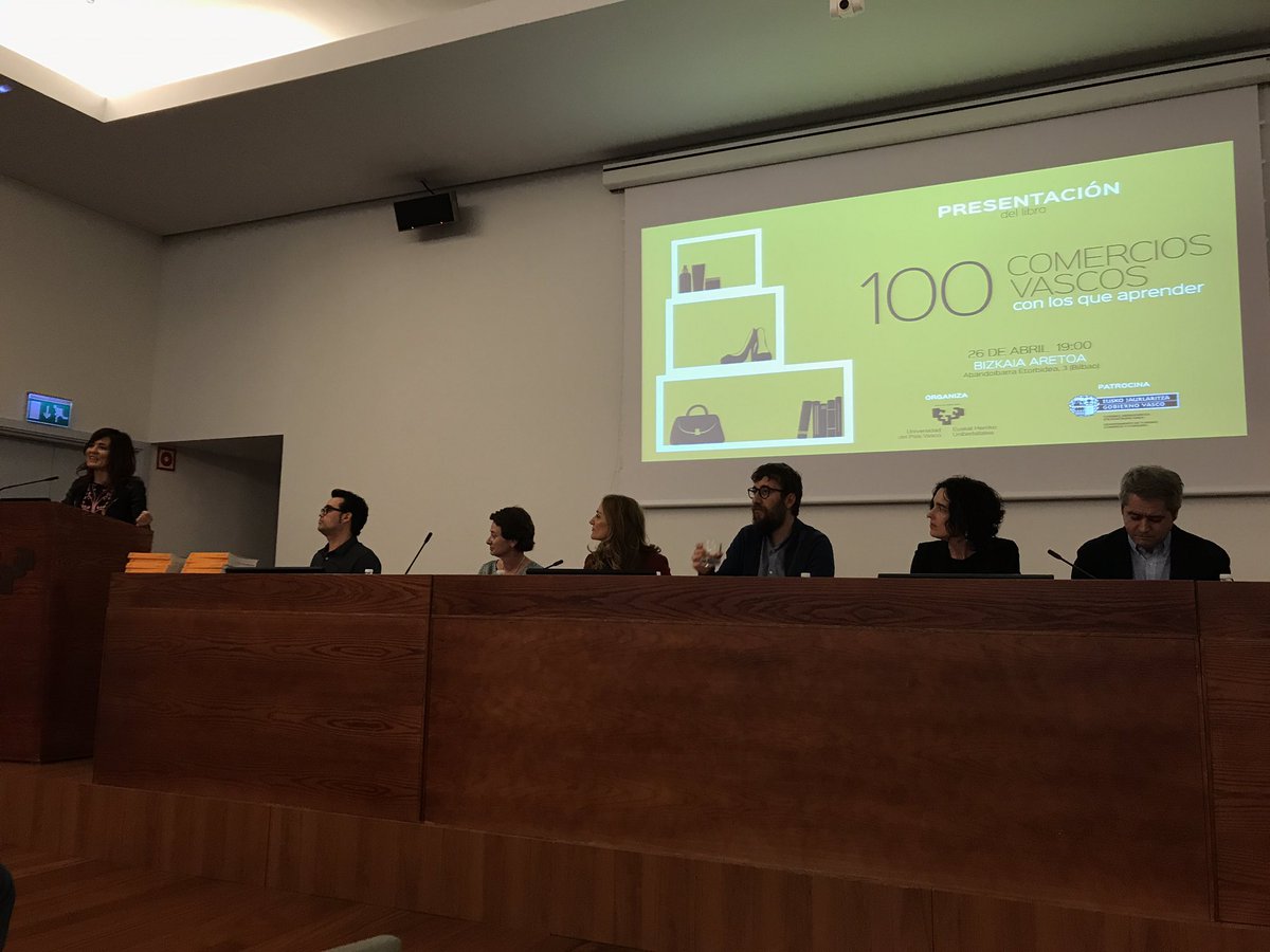 Hoy tenemos el privilegio de poder estar en la presentación del libro "100 comercios vascos con los que aprender" #comercio #bilbao #bizkaia
