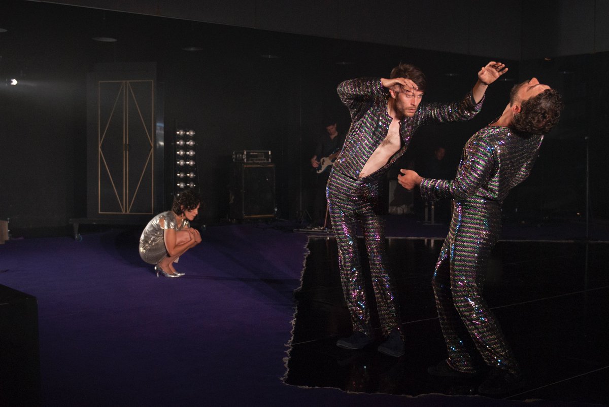 Tonight until Sunday we perform the French premiere series of UNTIL OUR HEARTS STOP at <a href="/lesamandiers/">Théâtre Nanterre-Amandiers</a>, Nanterre. bit.ly/2p4Gkif