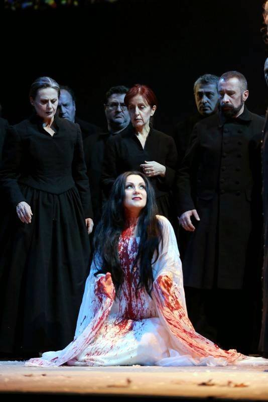 Happy to sing #LuciadiLammermoor <a href="/Operaen/">DNO&B</a> in the 2017/18 season!
operaen.no/Forestillinger…
[Photo Ennevi / Arena di Verona 2014]