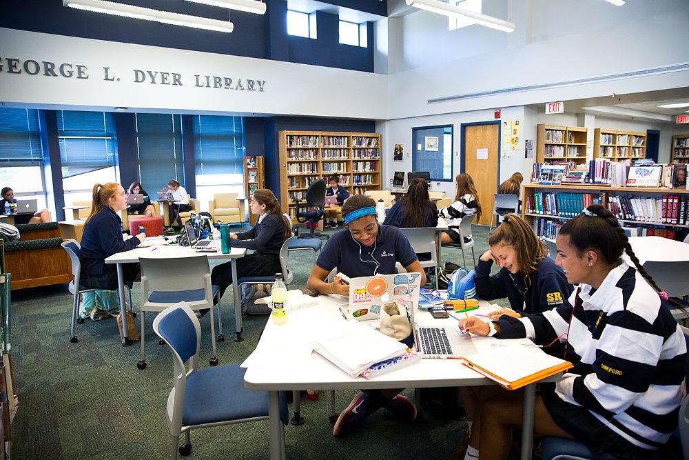 GatorsSR's tweet photo. Stone Ridge celebrations School Library month. 3 libraries, 1 school. #ShowUsYourLibrary #IamaStoneRidgeGirl https://t.co/PdlCfwDFFj