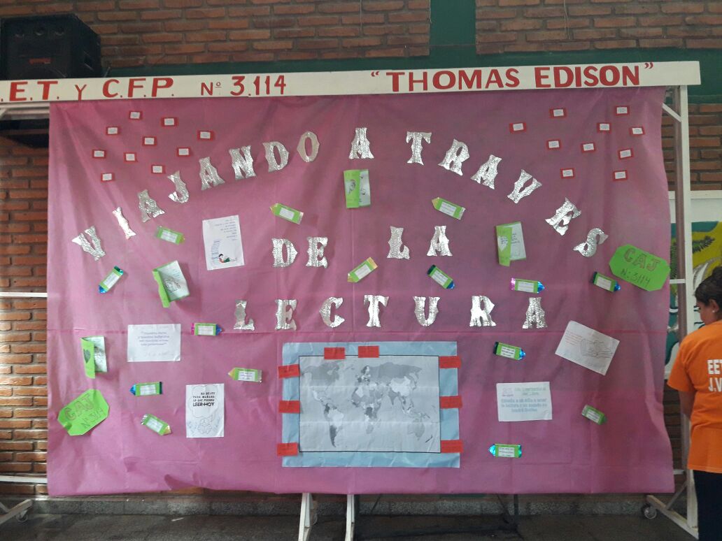 MariaElu15's tweet image. 📚Viajando a través de la lectura!!!!📚 CAJ3114 JVGONZALEZ #ZONAESTEIII #CPPW .. @fguillesaavedra @aniberruezo