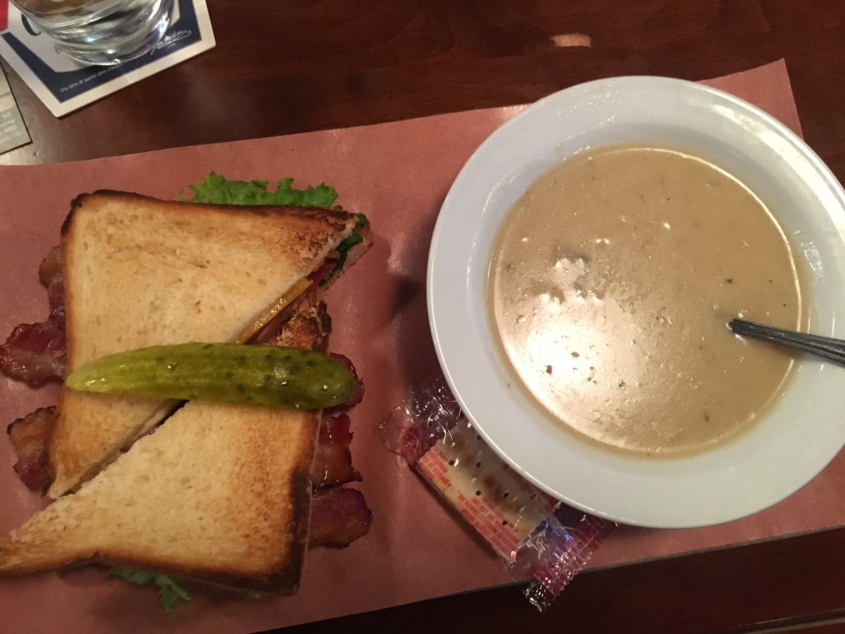 waldenshoppers's tweet image. The perfect warm up on this chilly spring day @WindsorRose #yycweather #springhasnotsprung