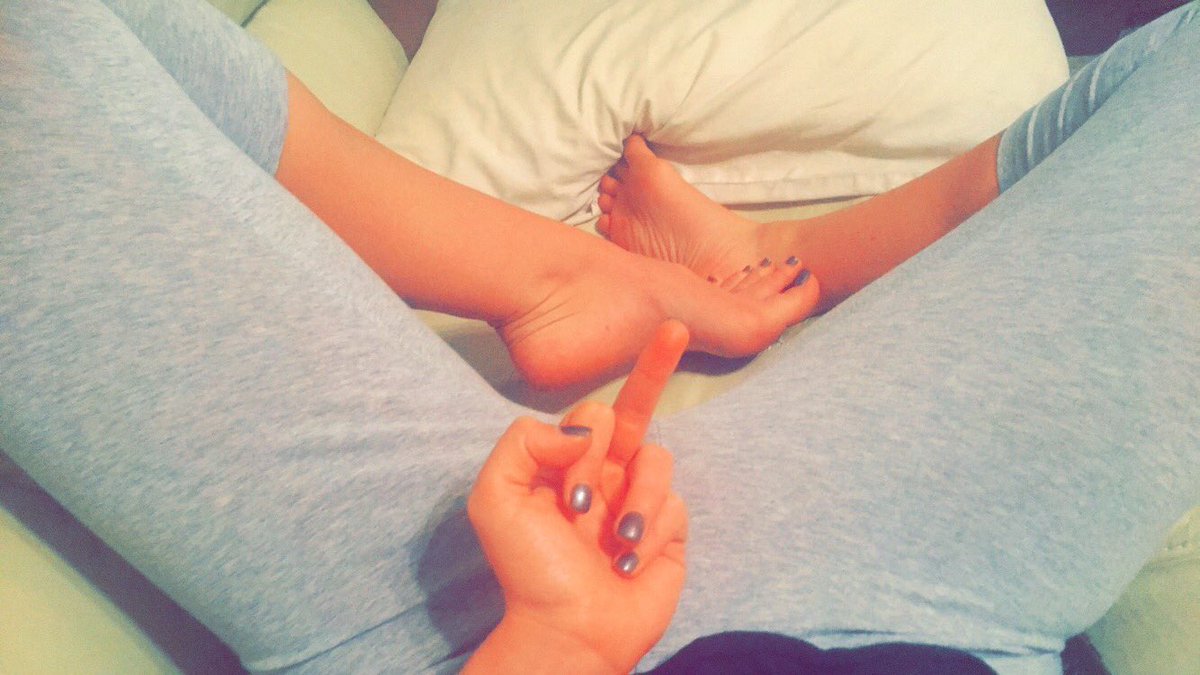 jennastjames's tweet photo. Scheduling more #FindomCashMeets 🤑
Bow down at my beautiful feet and hand over your worth 👑👑#VerifiedFindom #RealTimeGoddess #GoddessWorship https://t.co/e25aCAESfY