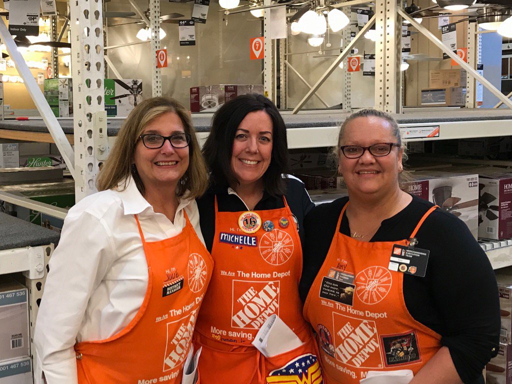 Happy Admin Day to Michelle McClain! Thank you for everything you do for us and THD! <a href="/JaredReeceTHD/">Jared Reece</a> <a href="/kelly_mayhall/">Kelly Mayhall</a>