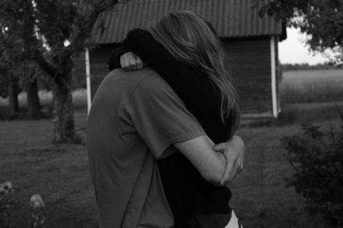 cleonwogdr's tweet photo. "A friend is someone who knows all about you and still loves you." https://t.co/mBxk0BVwgX