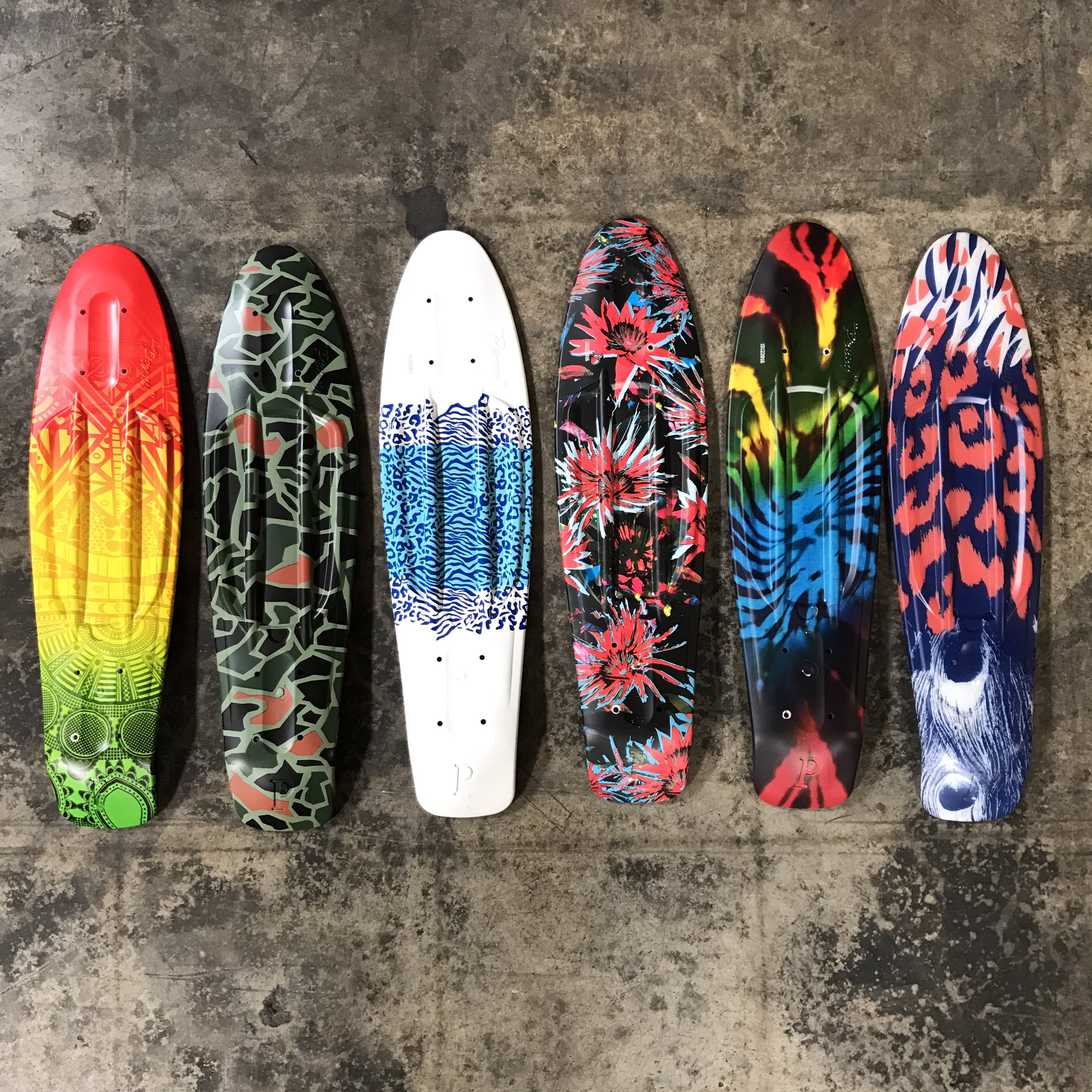 Penny Skateboards on Twitter: "⚡️Build your board⚡️New range graphic decks have hit the 3D customizer. Get to building! https://t.co/L54GHDyOgz https://t.co/HXw2O67VU2" / Twitter