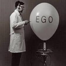 AndresOrtega's tweet image. Si te preguntas...
¿Como siendo tan bueno no se fijan en mi?
Tienes dos retos:
Controlar tu ego y mejorar tu visibilidad
#developmentTips