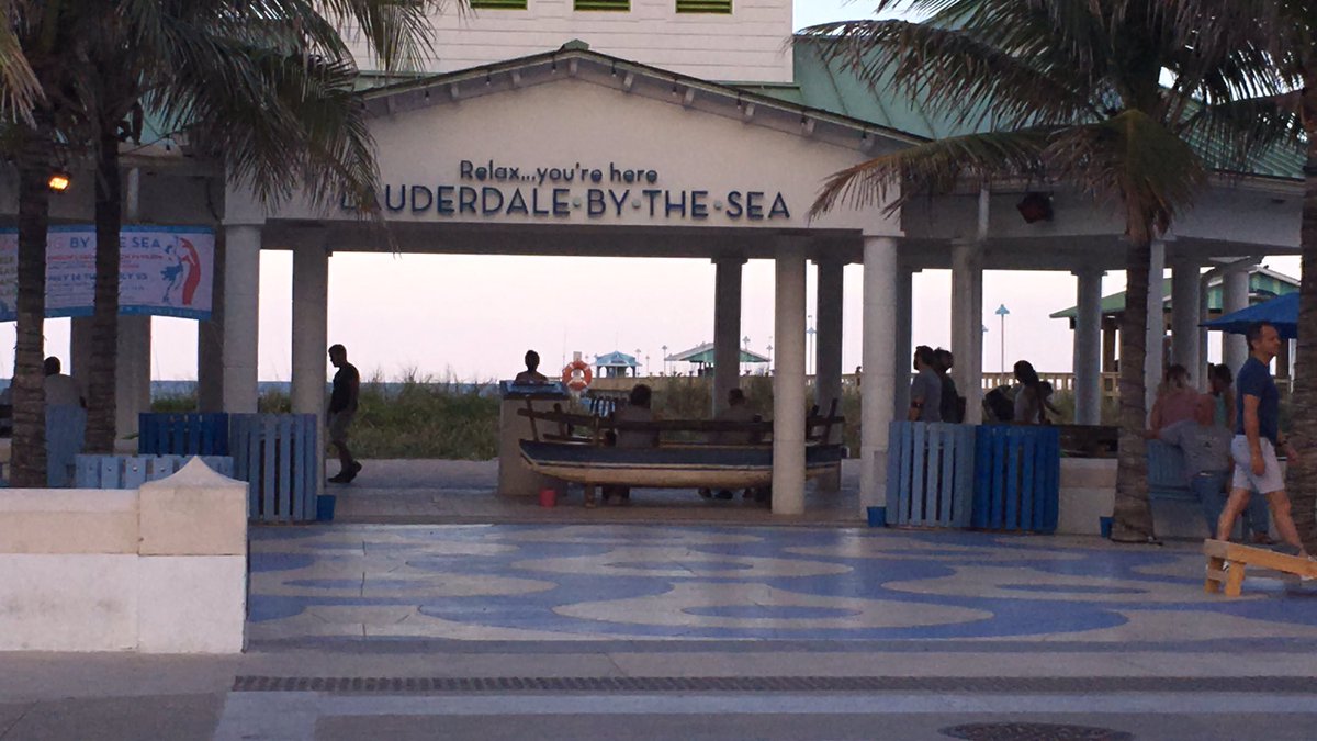 CCrien's tweet image. Wat een heerlijkheid hier!