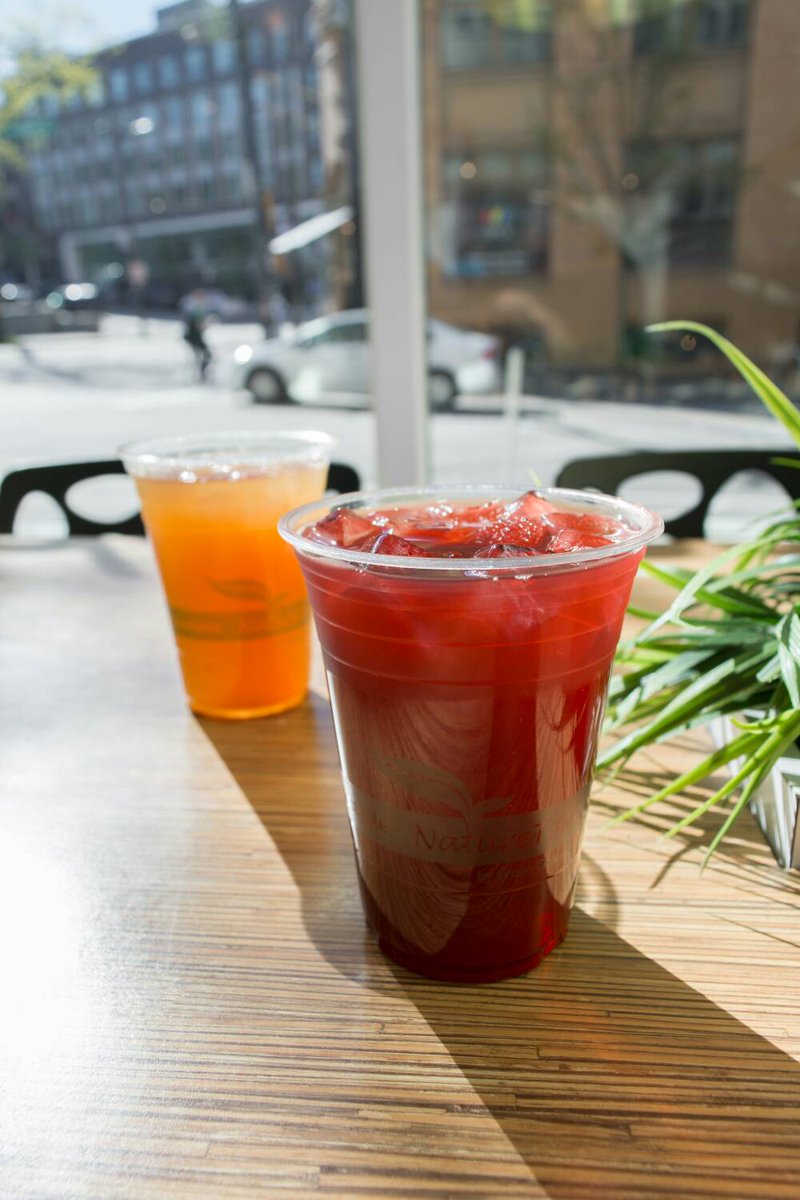 Sun is out today, pair your bowl with one of our refreshing iced teas!