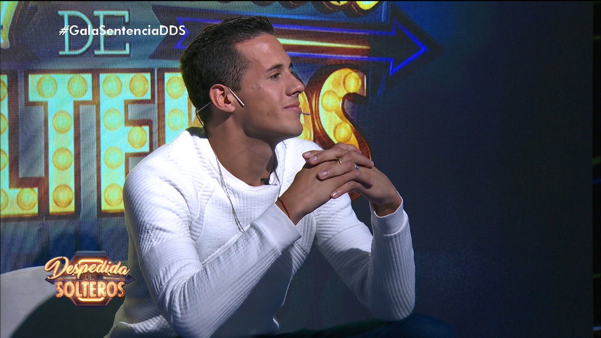 DDSTelefe's tweet image. ¿Te acordás cuando #AlanDDS se INCENDIÓ con una bailarina en el loft? 😂🔥 Volvé a ver ese momento » telefe.com/despedida-de-s…