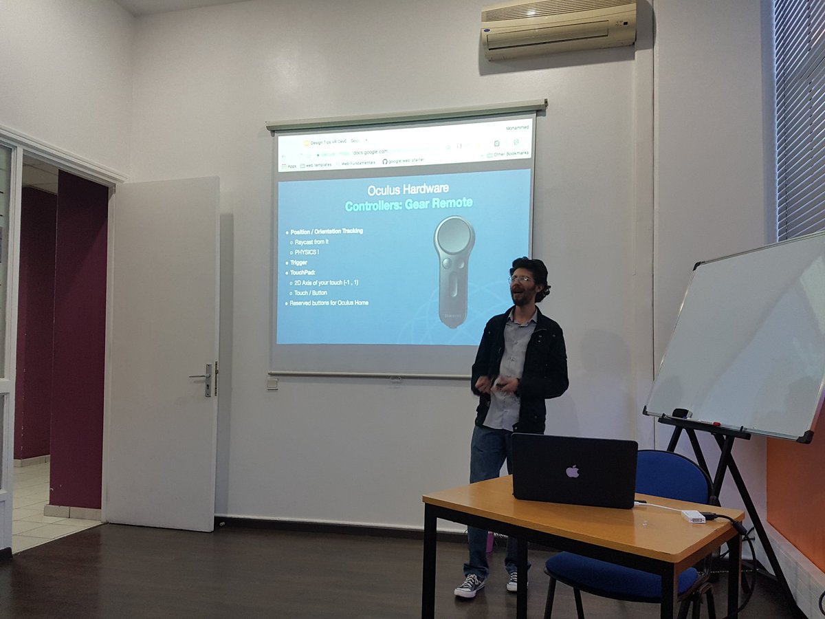 laytoun's tweet image. #developercircles Casablanca April Meetup was a blast 😀 #VirtualReality #OculusRift #VRGame