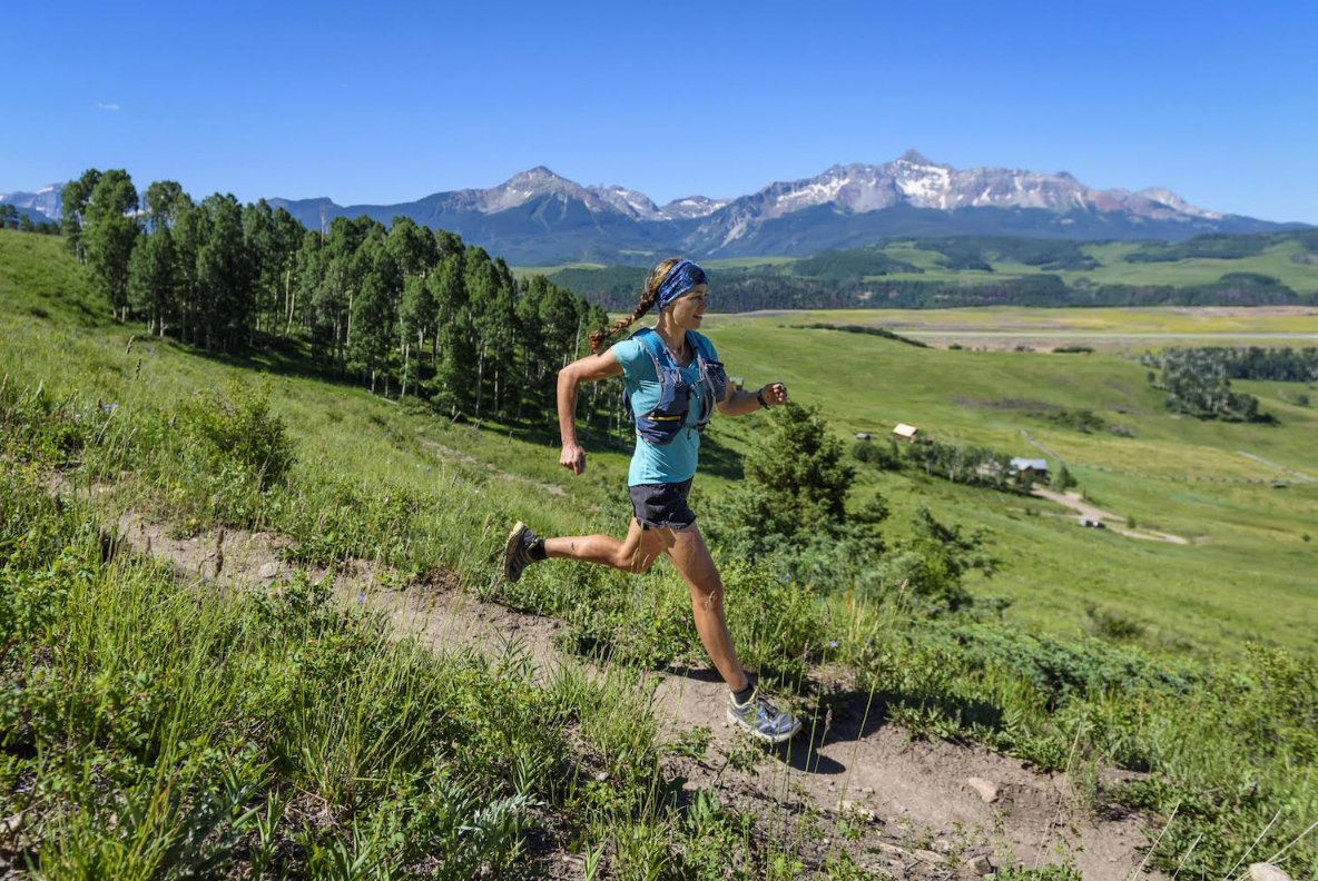 TrailRunProject's tweet photo. How trail running makes you happier, healthier, and smarter: https://t.co/gwnoSD77AY https://t.co/mM6lTHrDkN