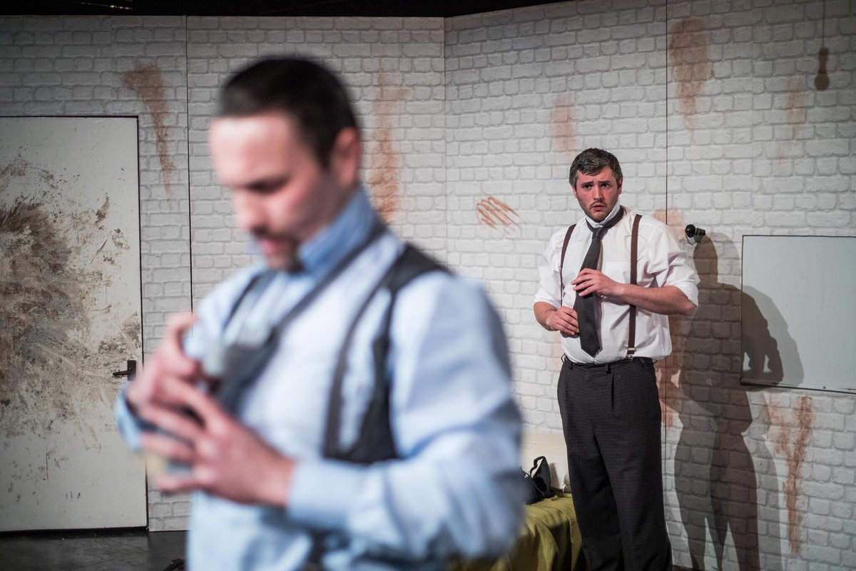 SkimStoneTheatr's tweet image. First show done! Thanks to a great audience! Can't wait to do it all again tomorrow.