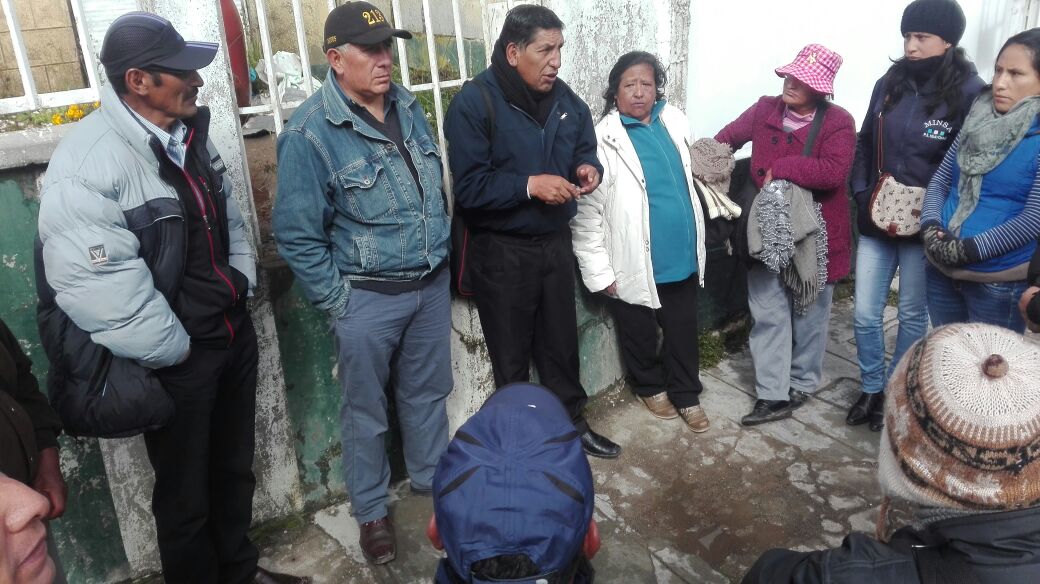 RoyVenturaA's tweet photo. Reunido con mineros cerreños quienes contribuyeron con su conocimiento y profesionalismo  al Comando Chavín de Huántar #PascoPresente https://t.co/SlmiIGEsdA