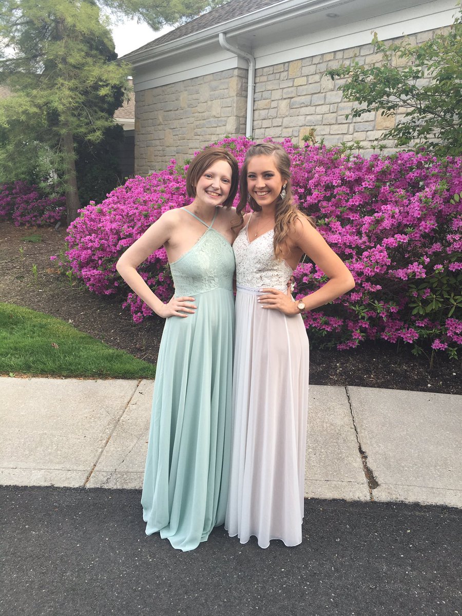 ktball_'s tweet photo. hbd pretty girl❣️hope you have an amazing day😚 @mspook11 https://t.co/6PQnUxJAnq