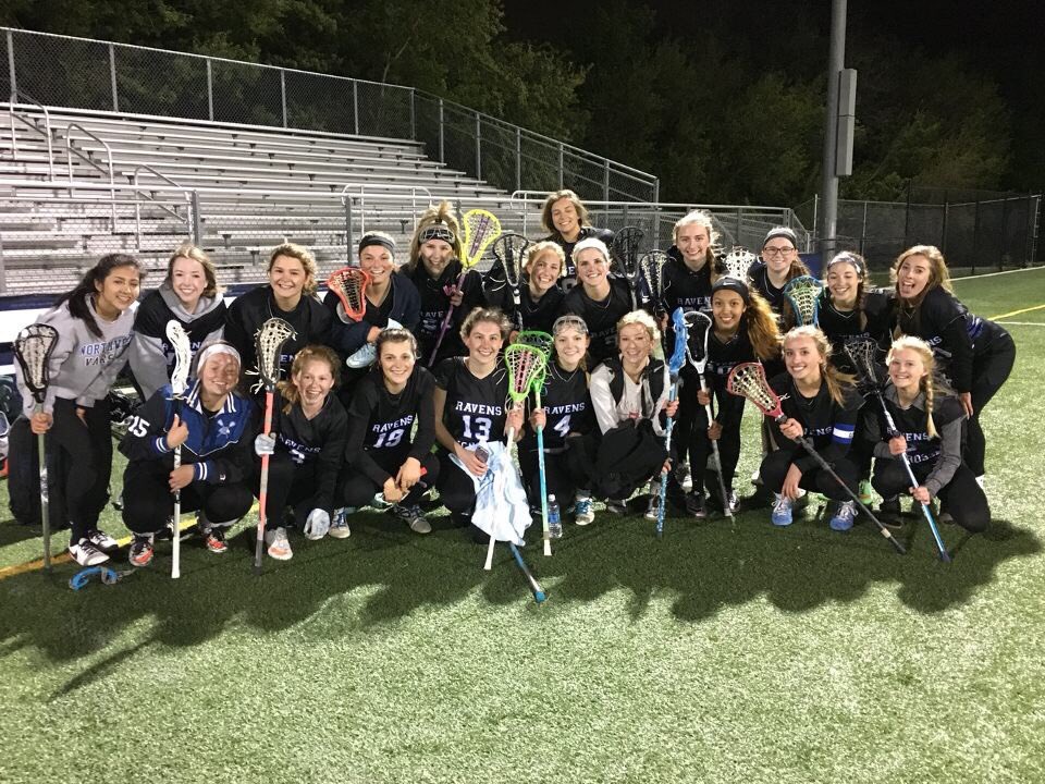 And it's Lady Ravens with the win!! 10-9 over St Thomas Aquinas. Way to battle ladies!