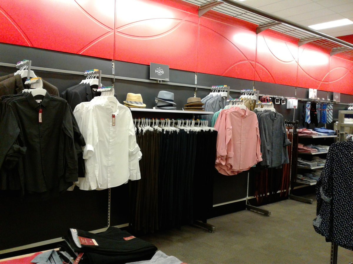 MollyMerch's tweet image. Men's revamp Day 1: Men's Formalwear Wall, Merona, and C9! #T2725 Lookin' sharp! 👀 @SamanthaVMML