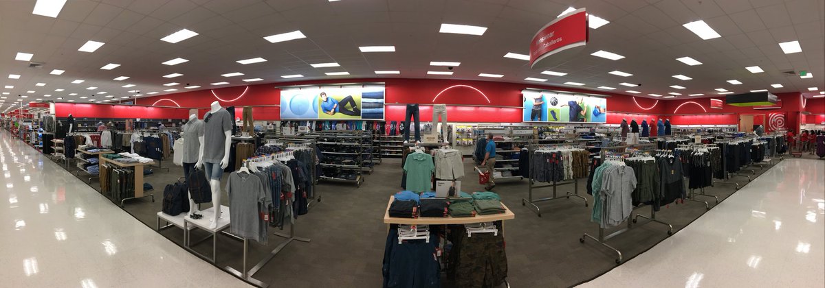 MollyMerch's tweet image. #T2725's new Men's department! Thanks to our Softlines team it's now #exciting&amp;amp;inviting! @SamanthaVMML @DerinBriggs