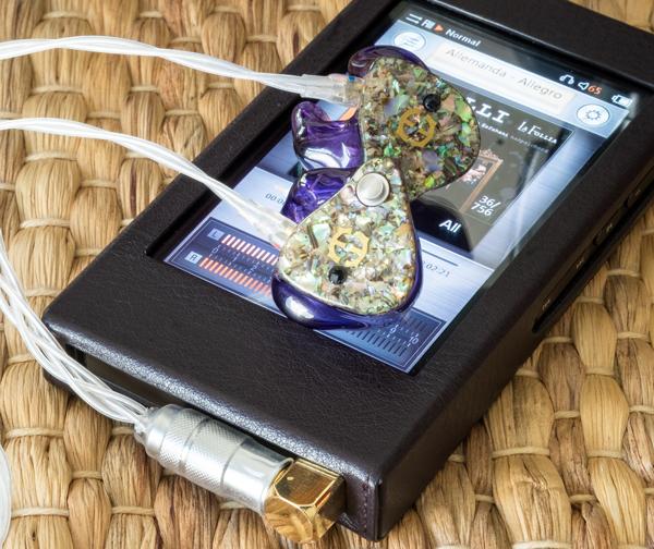 AsiusTech's tweet image. Congrats to @EmpireEars for a great review of their Zeus XR Adel Custom In-Ear Monitors by @InnerFidelity!
bit.ly/2pjSl1F