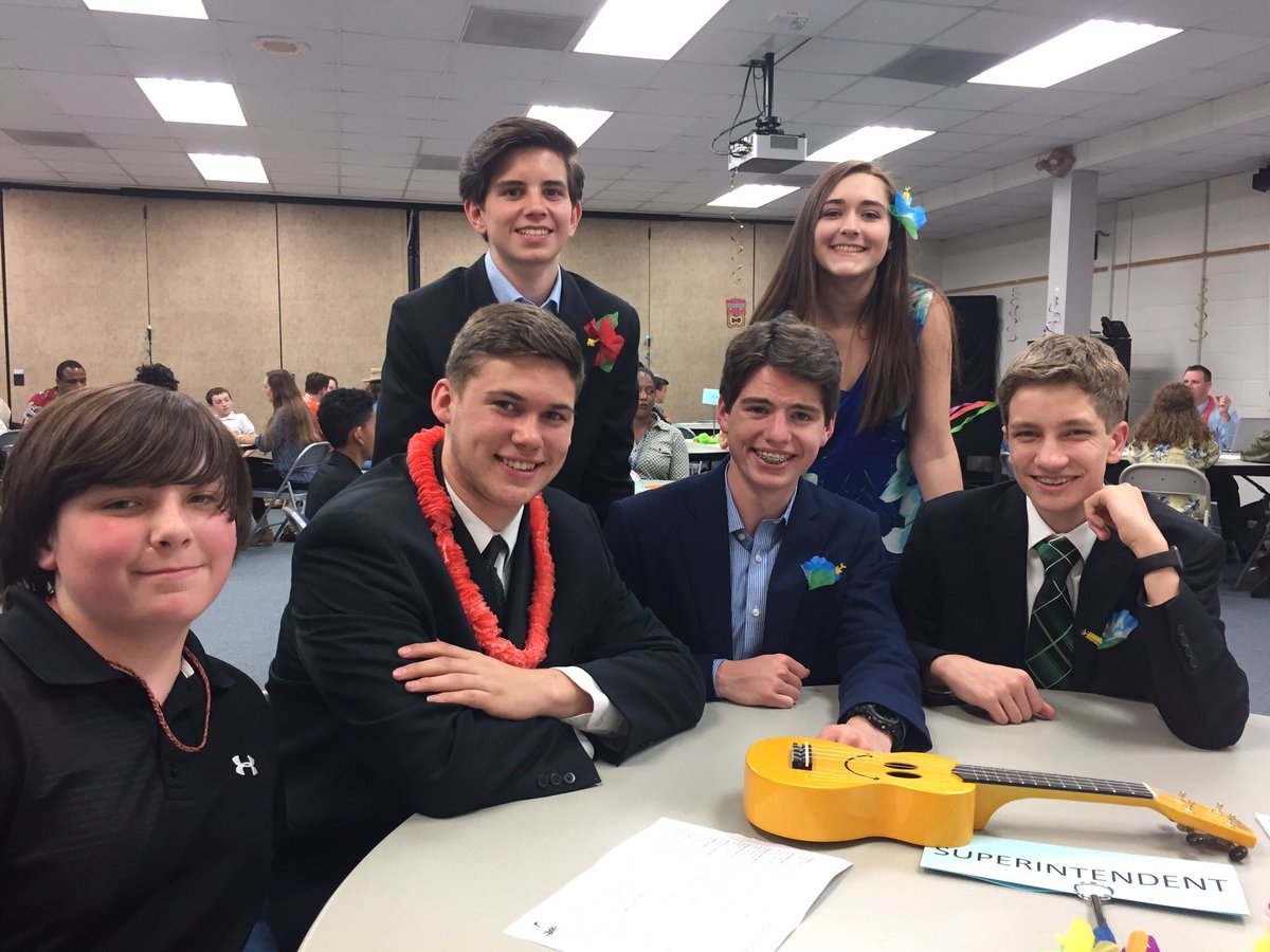 CalvertSMOB's tweet image. The 2nd Annual StAC Town Hall Forum was quite the success! Such a wonderful group of students! #calvertshines