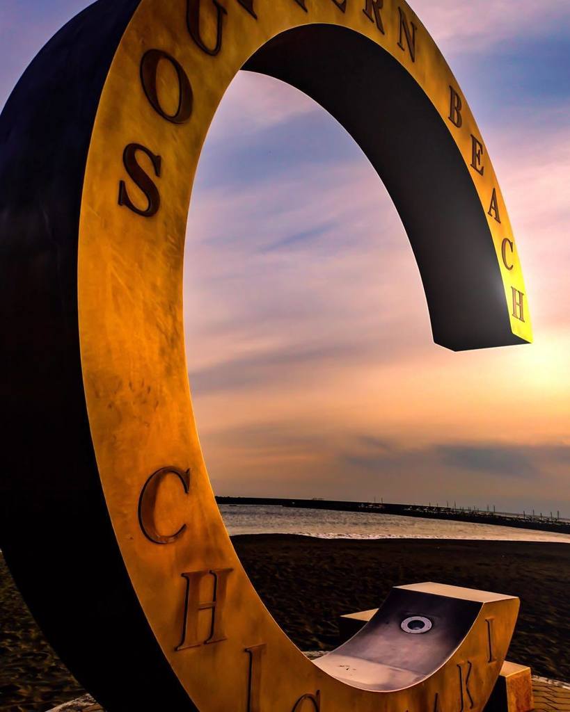 ハワイ 夕陽のワイキキビーチ サンセットビーチ 壁紙ポスター 021A1 ハワイ 夕陽のワイキキビーチ, image size:819x1024