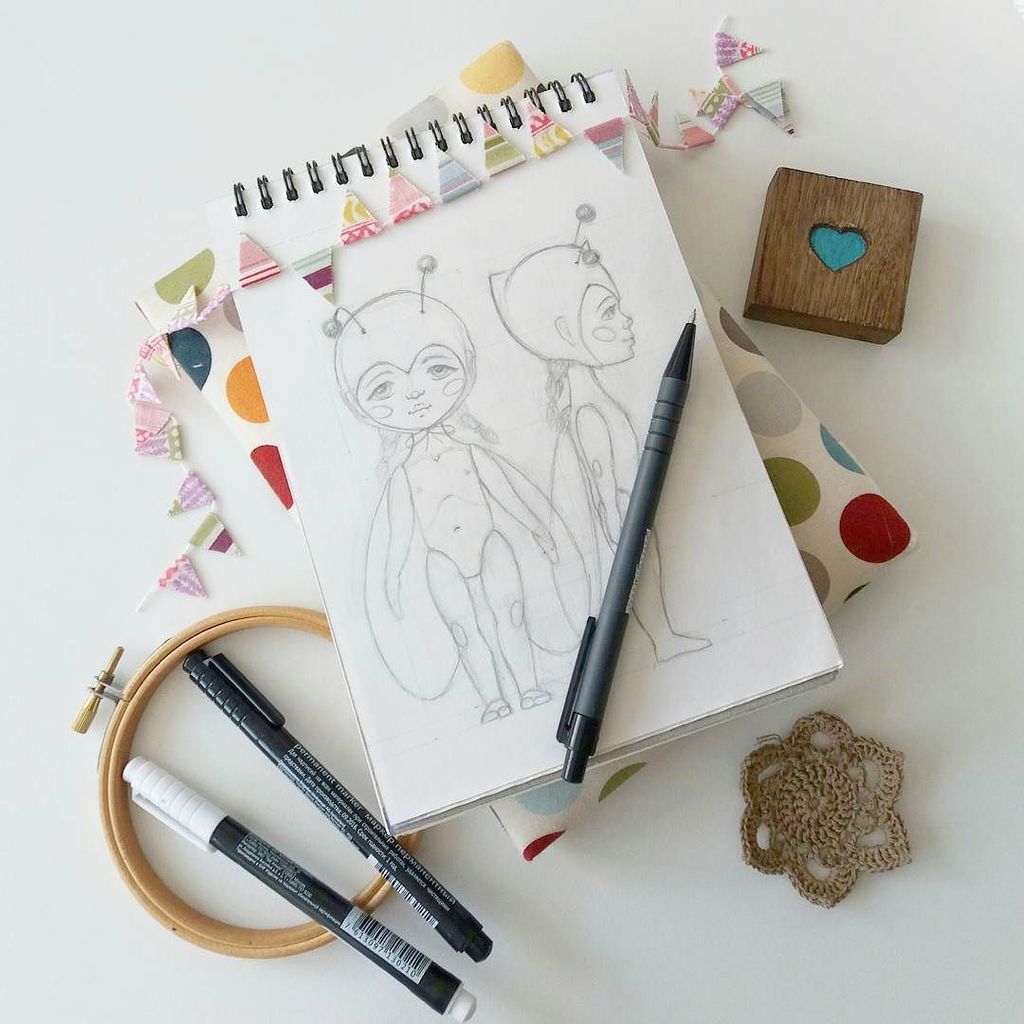 ThinkThingShop's tweet image. Я мечтаю сделать деревянную шарнирную куклу-мотылька, но пока это только карандашные наброски. Но у меня даже есть… ift.tt/2oz1FSl