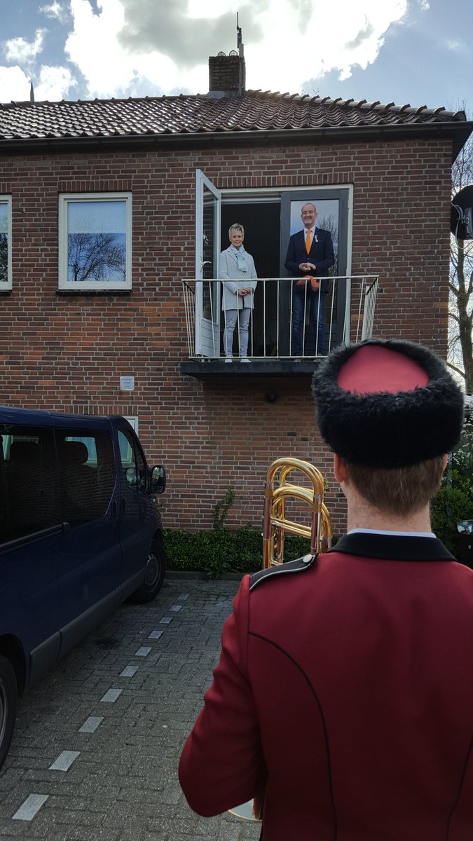 SPH_DeLutte's tweet photo. Ook verdiende obade voor @JosSenger! #DeLutte @keampke. Vele vrijwilligers werk en ook voor onze vereniging als presentator! https://t.co/FYymu0reCL