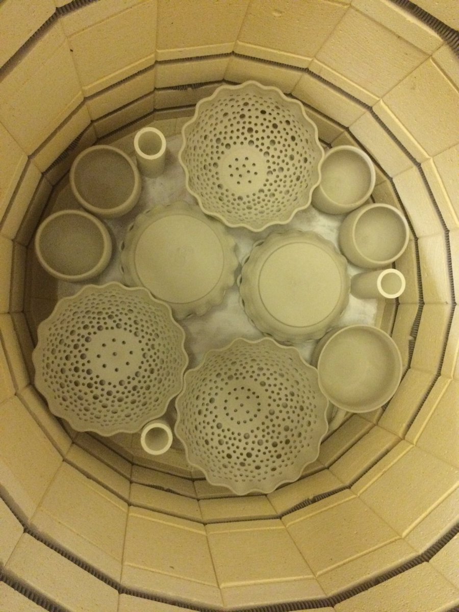 splinski's tweet photo. First shelf loaded for a bisque firing #makingroomformore #pottery #kiln #firstfiring #berrybowls https://t.co/0zRnB0VefG