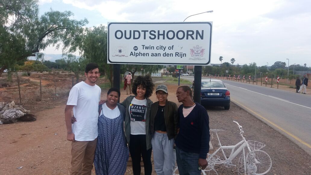 LaurenLeeBock's tweet photo. @FelicityKiran @anray01 &amp; myself are excited on  @eden_fm 10am
 I hope you enjoy
#edenfm
#PaarlsPearl
#AnrayAmansure
#LLBMusic
#SuffAcademy https://t.co/AqfRZjcfLX