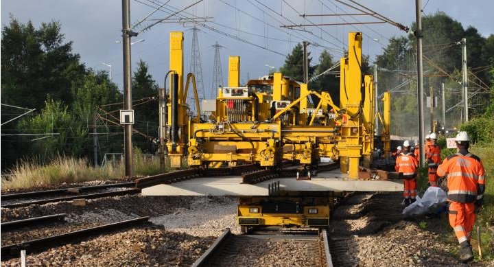 #Normandie : Une opération exceptionnelle de remplacement de 4 aiguillages est programmée le WE du 6/05 au 8/05.
>> sncf-reseau.fr/fr/actualite/l…