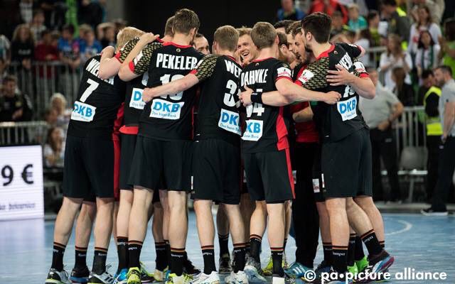Sieg gegen Slowenien💪🏻 <a href="/DHB_Teams/">DHB_Nationalteams</a> #badboys #SLOGER