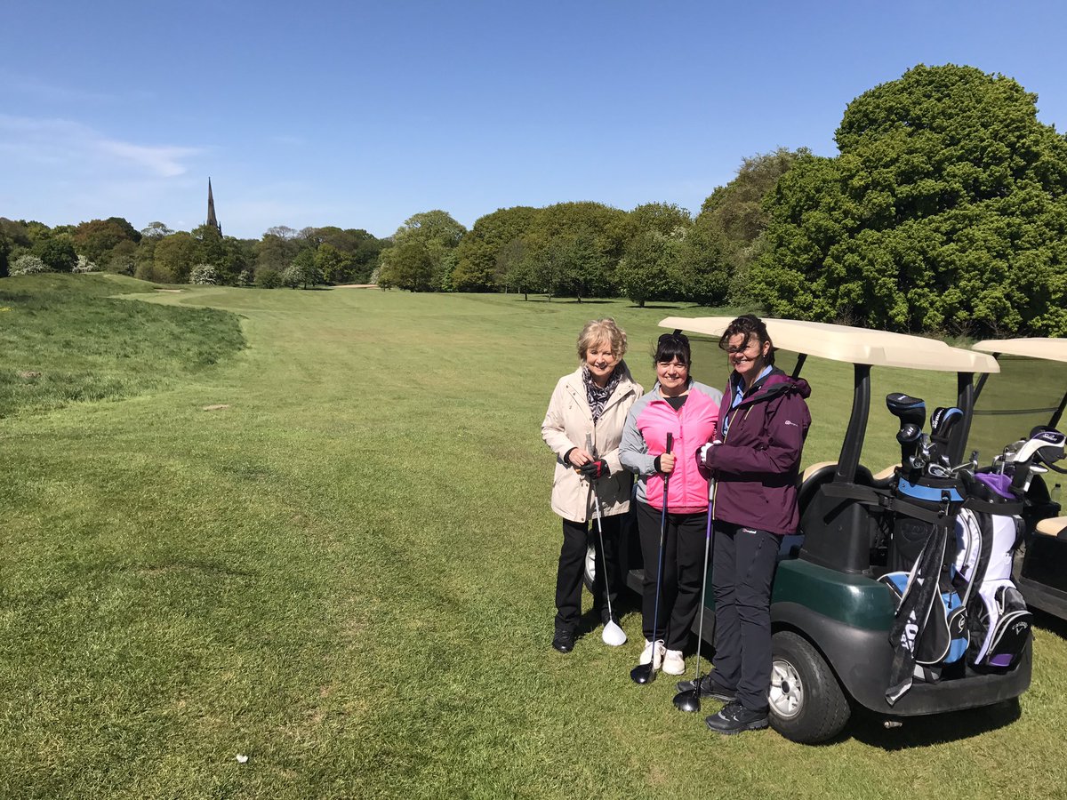 StartGolfUK's tweet photo. The weathers picking up so we are on the golf course. @Getintogolf #ladiesgolf @QHGolfAcademies @OultonGolfAcad https://t.co/XH3dJVUjwc