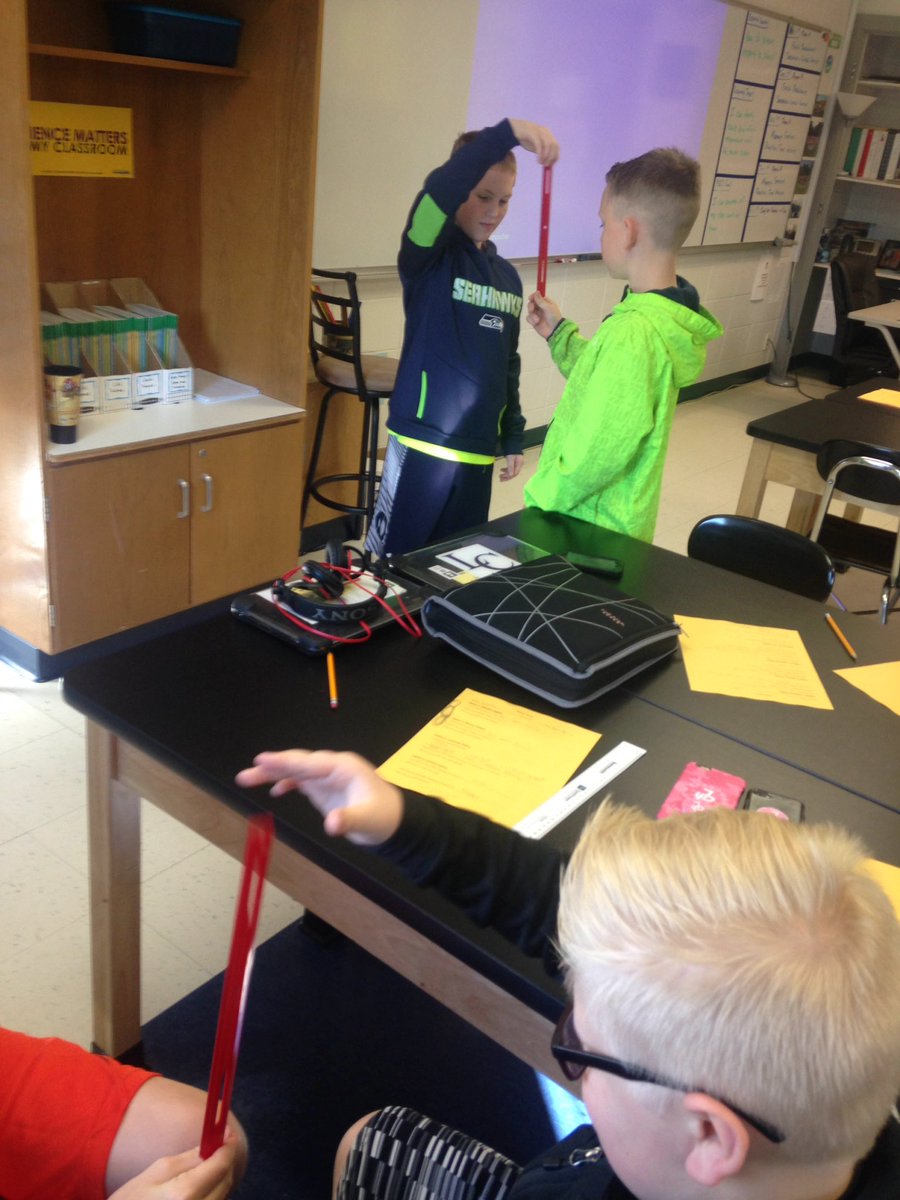 csawicki2's tweet image. &quot;Yes! I improved my reflexes this time!&quot; Memory &amp;amp; reaction time stations in @lcscience6 #theLCMSride #brainpower #cause&amp;amp;effect