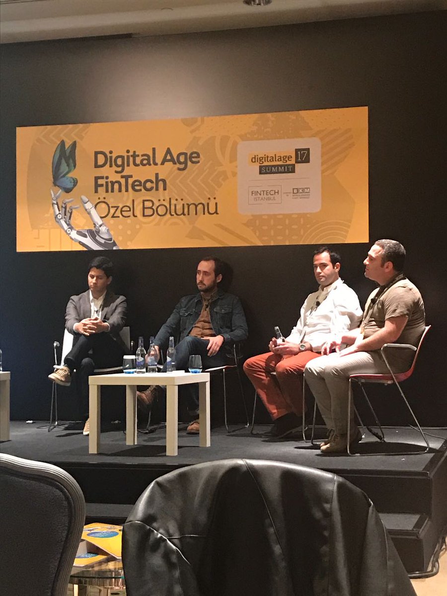 #digitalage #DASUMMIT2017 #fintech özel oturumundayız. <a href="/SonerCanko/">Soner CANKO</a> moderasyonundaki #fintek panelinde <a href="/irfanasln/">irfan aslan</a> <a href="/ComPayodeme/">ComPay Odeme</a> 'yi anlattı.
