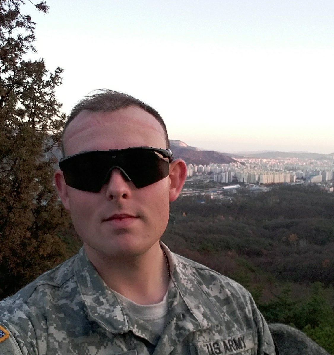 OroTactical's tweet photo. #ThrowbackThursday to the 9 month rotation I did in Korea. It had its moments. #makeoperatinggreatagain #army #soldier #usa #korea #military https://t.co/pnjjjjhUPo