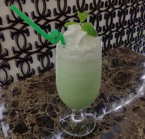 CCLthepearl's tweet photo. If you want something unusual taste of milkshakes. CCL Mint Milkshake is perfect for you. Happy Weekend Everyon. #ccltime #mintmilkshake https://t.co/EusryITYD9