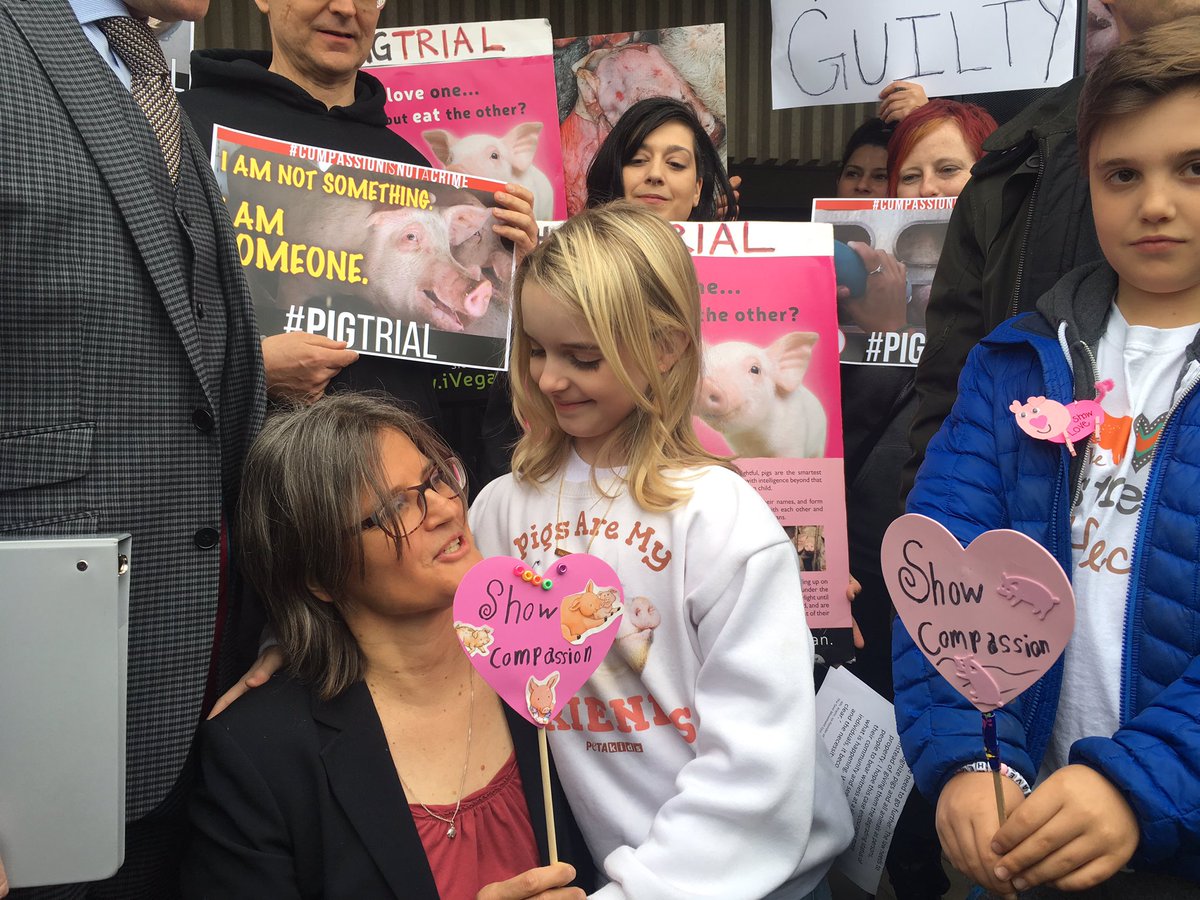 SamCraggsCBC's tweet image. Anita Krajnc &amp;amp; 10 yr old actor @MckennaGraceful (currently in Gifted) who was there with PETA. Grace made the signs #PigTrial #BurlON
