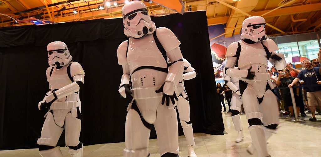 virtualnetbr's tweet image. Hoje é um bom dia para cantar com os personagens de Star Wars #starwarsday bit.ly/2p1wi31