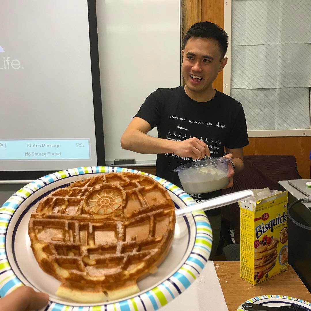 robmsantos's tweet photo. When it's #StarWarsDay and no one can concentrate first class of the morning on an empty stomach. #StarWars #MayTheFourthBeWithYou #gameprof https://t.co/oRSvAhiQkk