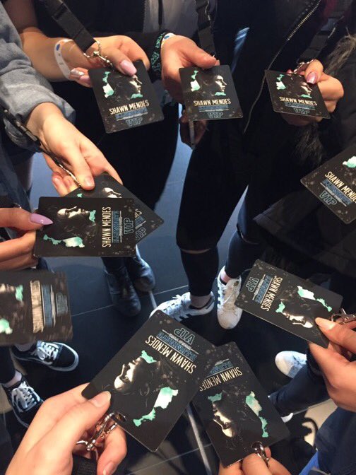 ShawnUpdatesSA's tweet photo. RETWEET FOR GOOD LUCK
#ShawnBBMAs https://t.co/nK5gyWuNbx