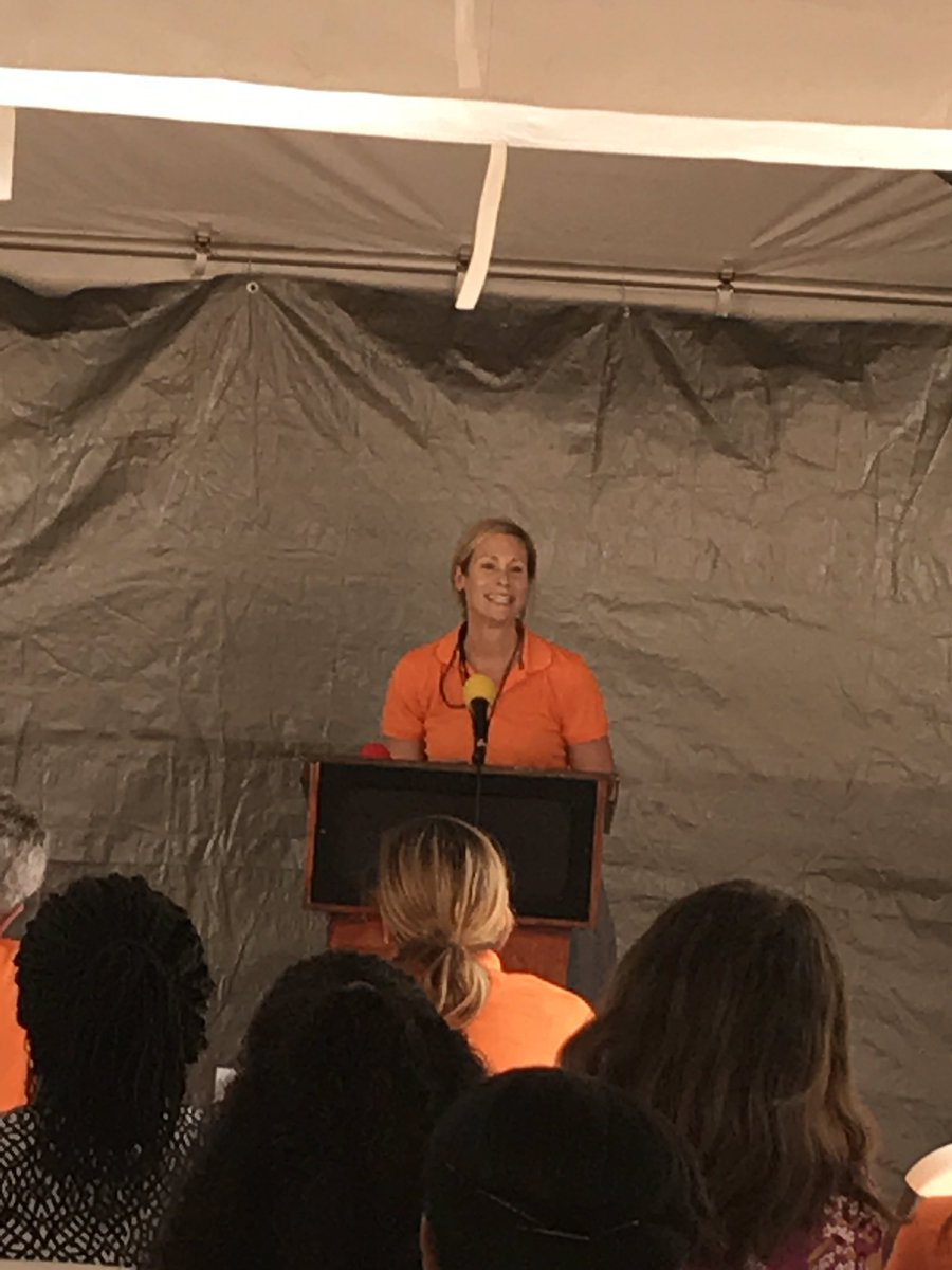 jenmantini's tweet image. Great job @AlexaMerschel on representing @PwC_LLP in #ProjectBelize