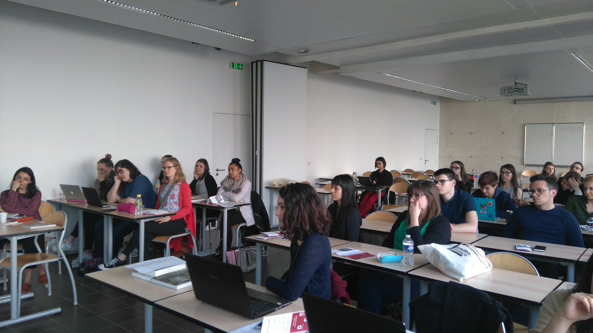 master_iec's tweet image. [LIVE] Après l&apos;intervention de @juliettehueber, place aux questions ! #MasterclassIEC