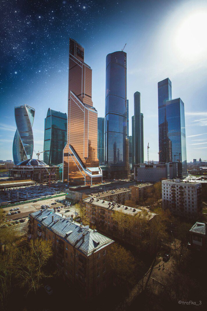 Контраст москвы