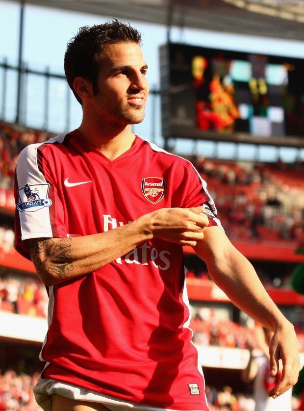 Happy birthday to former Arsenal captain Cesc Fabregas, who turns 30 today! 