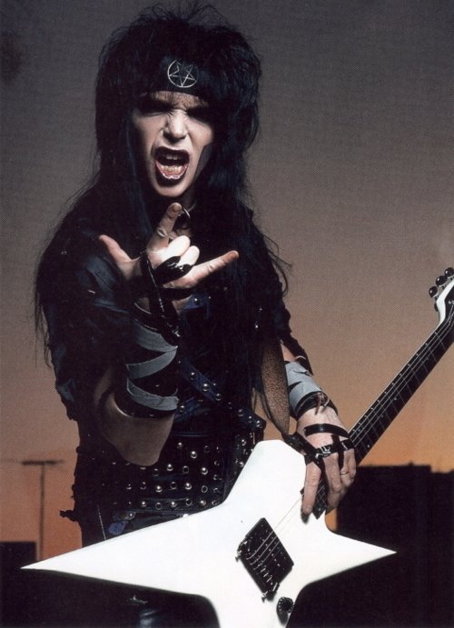 Happy birthday to Motley Crue\s Mick Mars 