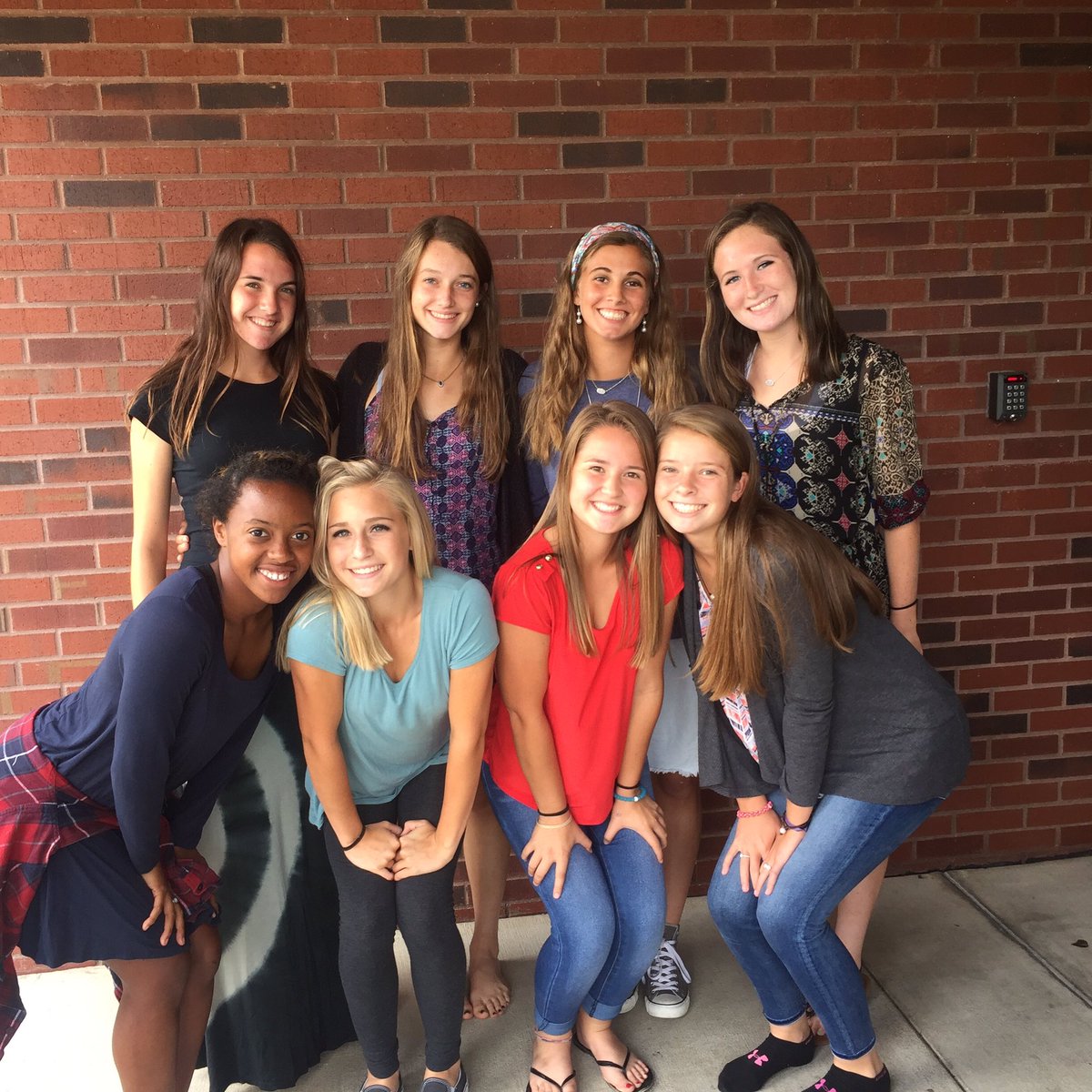 MorriganRenee's tweet photo. #GoodbyeBHS I'll only miss soccer. https://t.co/H0nJVHq14N