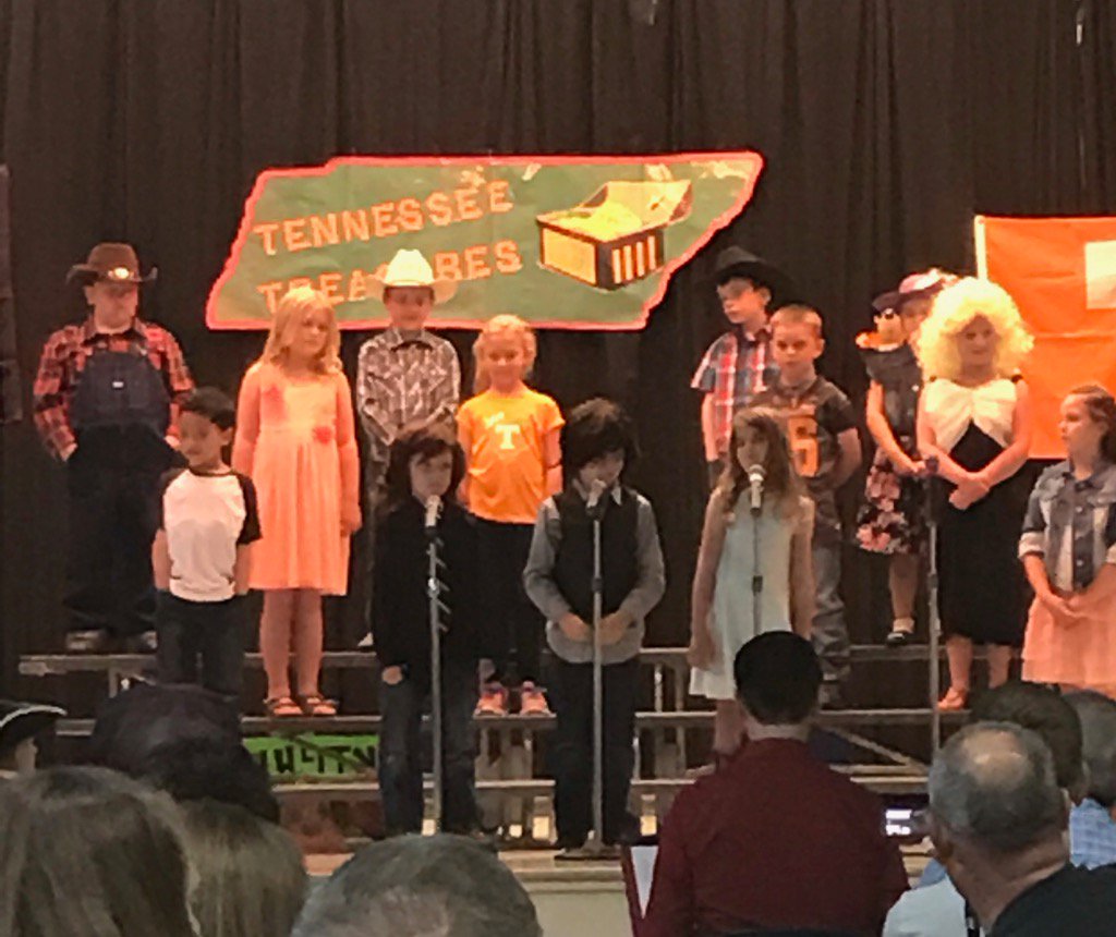 drjmoorhouse's tweet photo. Celebrating TN History at Eastview Elem. Annual "Tennessee Treasures". Great Job @EastView_Music. #learningw/olimits https://t.co/9Fn2rGkwcp