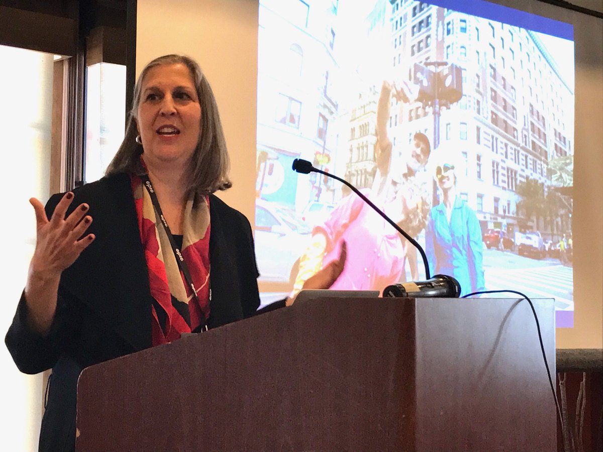 polco_us's tweet image. Julie Burros of @ArtsinBoston challenging #LocalGov leaders to ask what the future of their communities looks like. #DCIIntheGame
