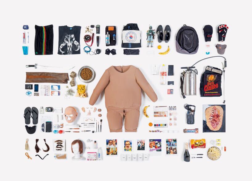 Женский гардероб. Расхламление. Походные вещи. Много предметов. Вещи для путешествия.